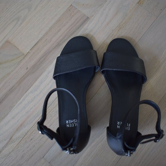 NWOT Eileen Fisher Black Mara Wedge Ankle Strap Leather Wedge Sandal -6.5 - Picture 4 of 6